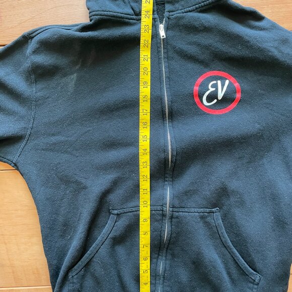 Cool Eddie Vedder Tour Hoodie With Guitar Illustration - Picture 2 of 3